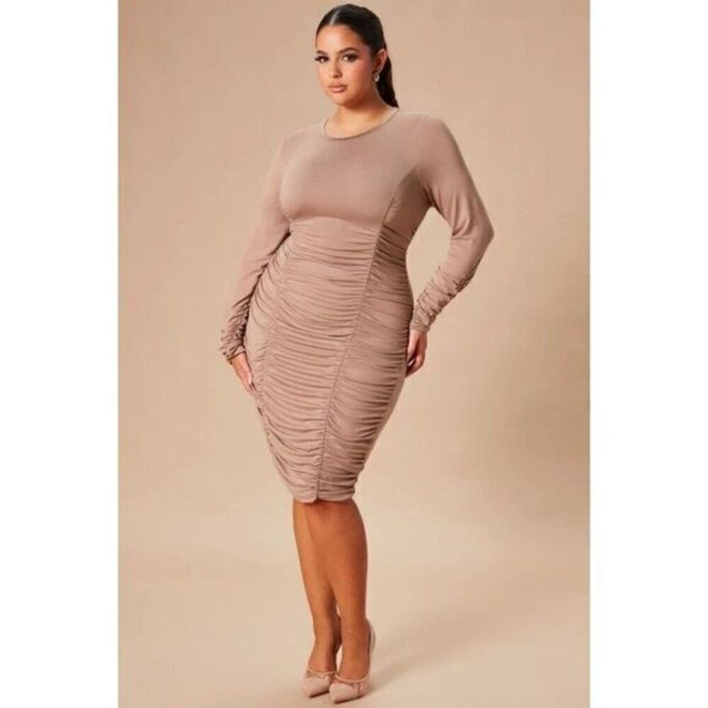 Take Your Man Ruched Dress Taupe Size 3X‎ RefFNB3